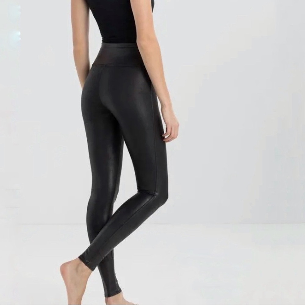 Spanx Faux Leather Leggings Black Full Length Size Medium Women’s